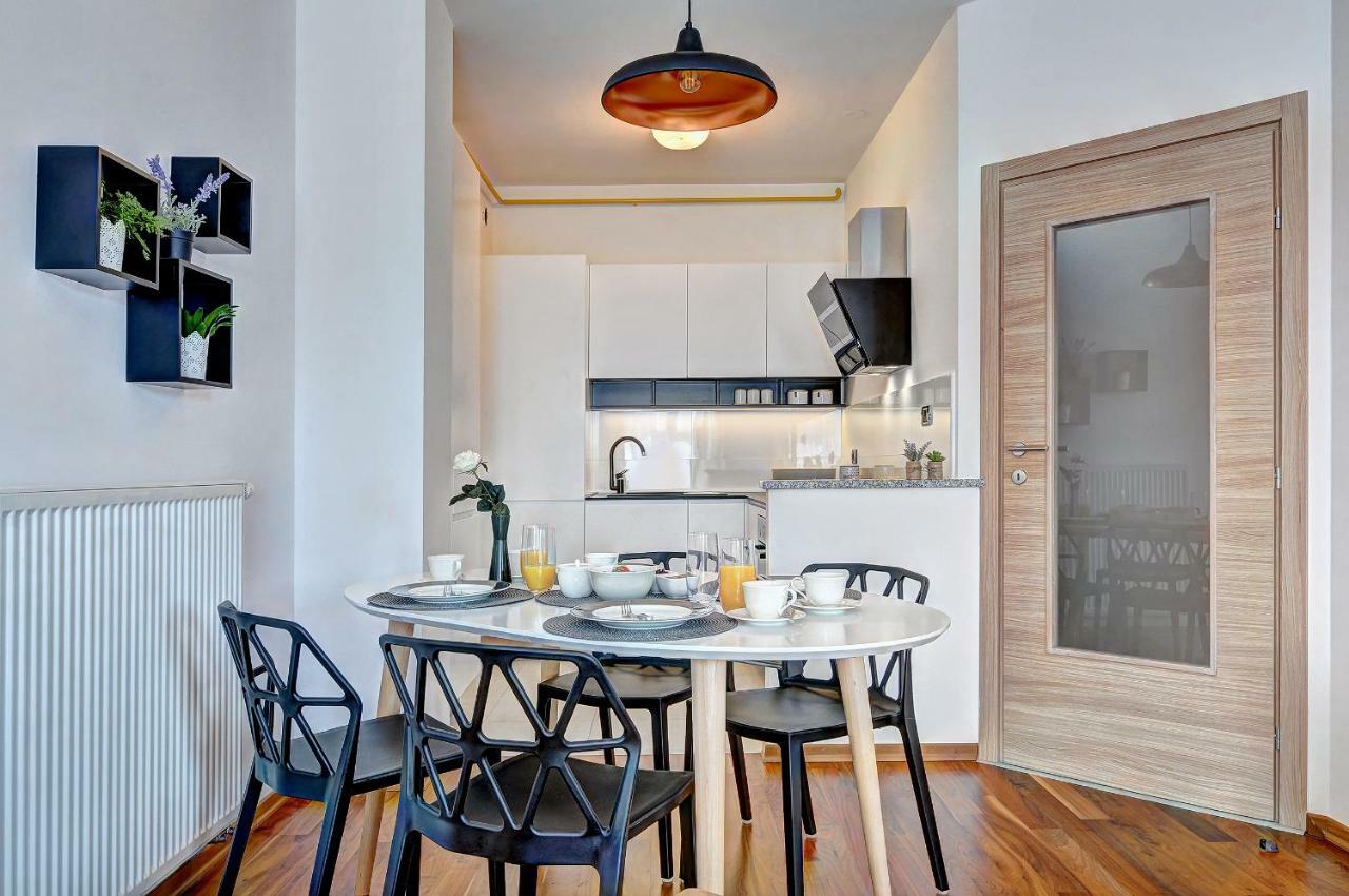 Pr Apartment Fazana Bagian luar foto